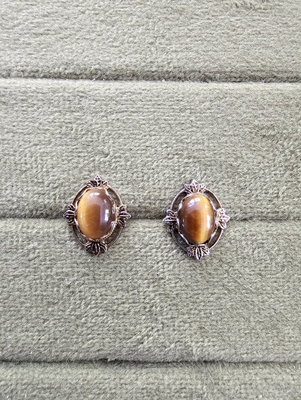 Vintage Stud Earrings